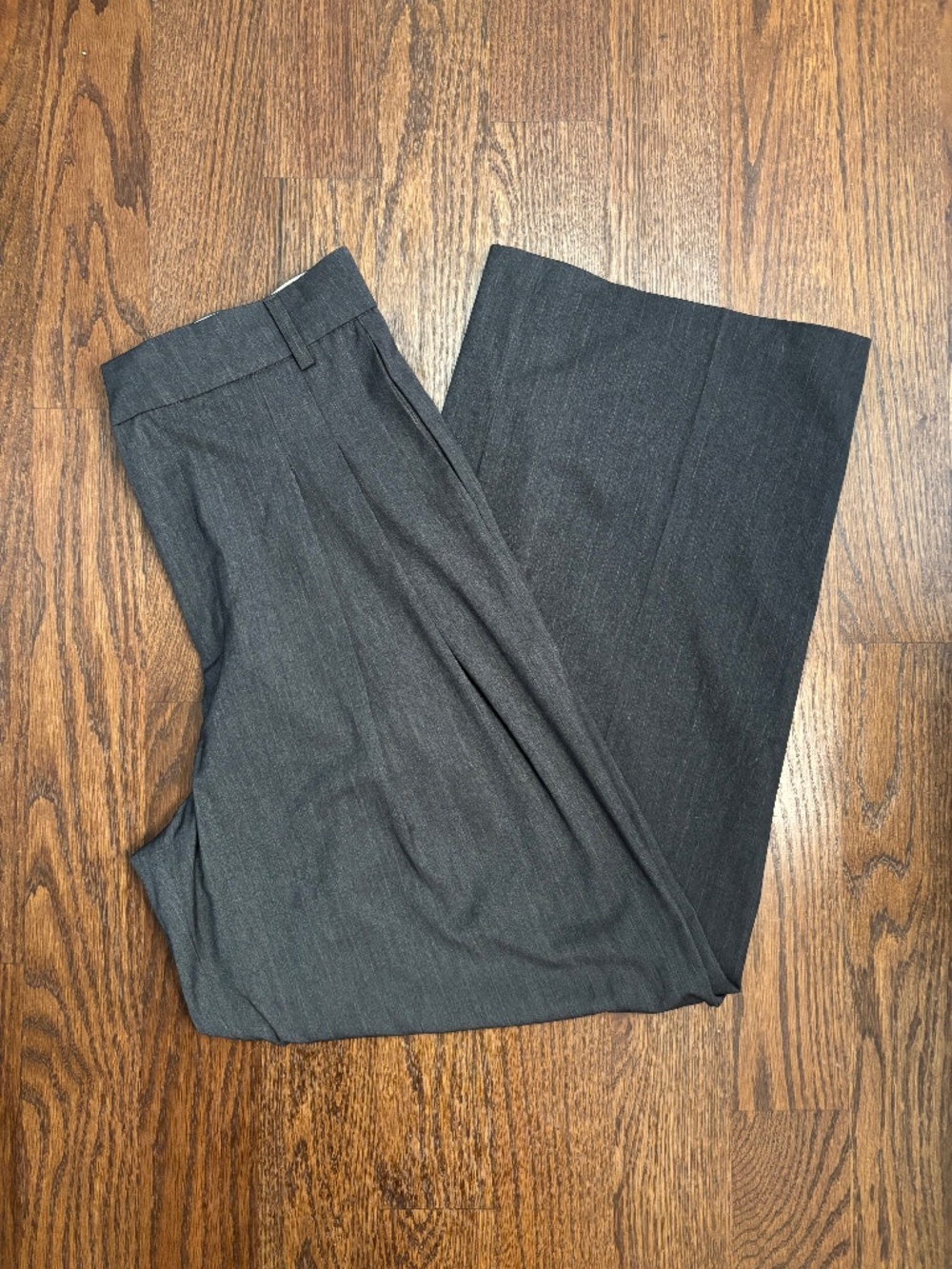 ZARA Women’s S Charcoal Gray Pinstripe Wide Leg Pleated Trousers Pants